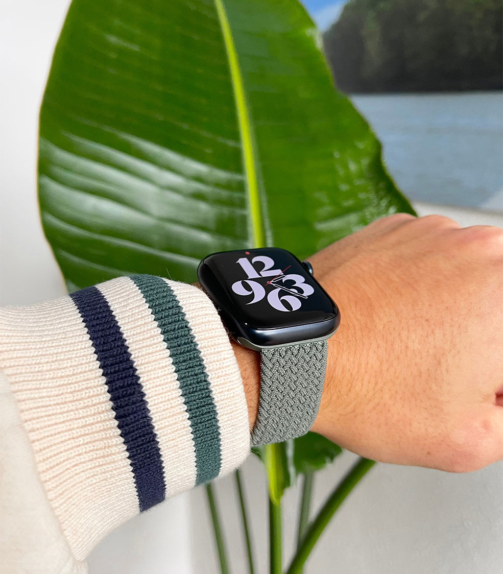 Magnalock Pro™ - Geweven Apple Watch Band (2026)