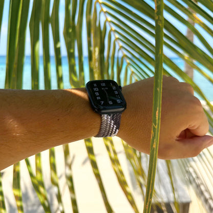 Magnalock Pro™ - Geweven Apple Watch Band (2026)